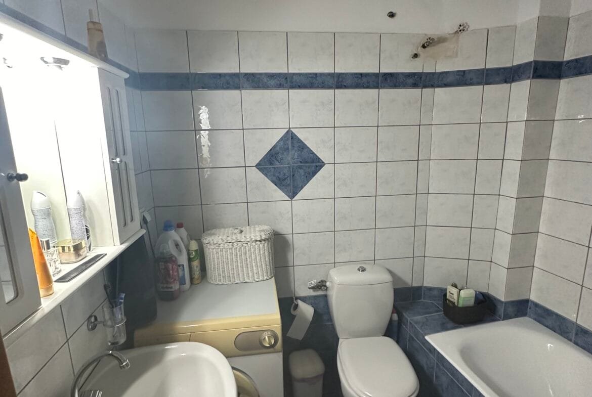 Apartment of 45 sq.m. for rent in Agia Galini.