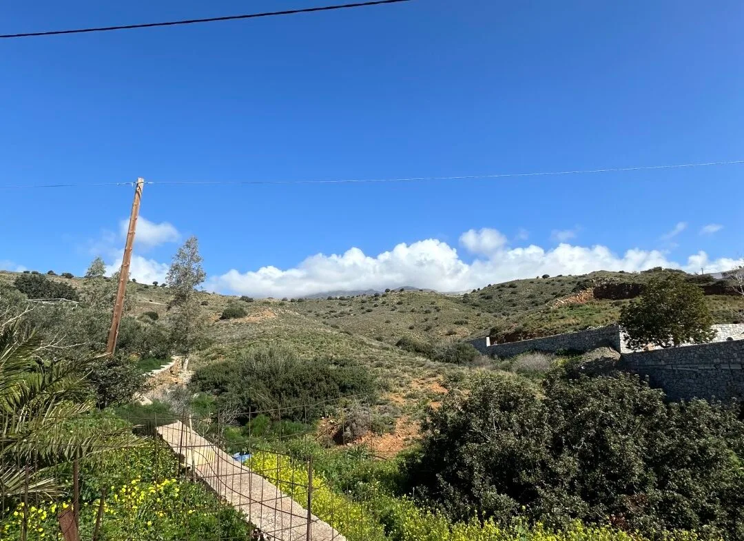 Plot of 9.806 square meters in Agios Pavlos.