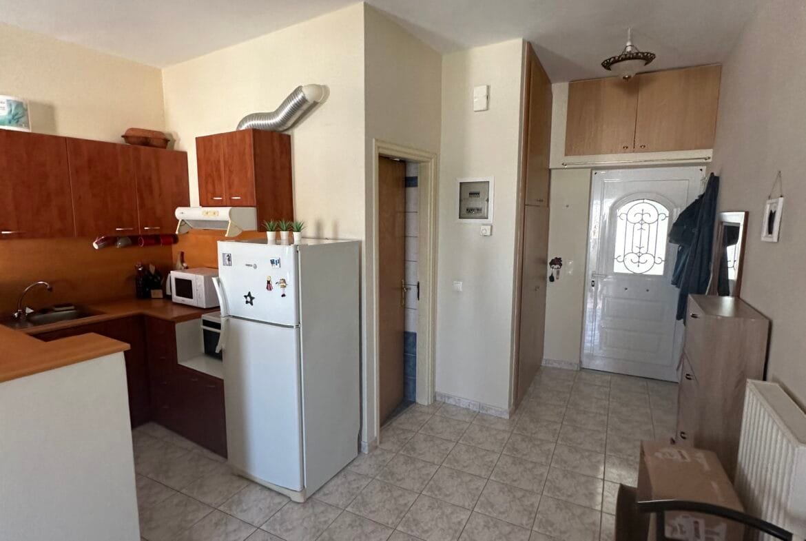 Apartment of 45 sq.m. for rent in Agia Galini.