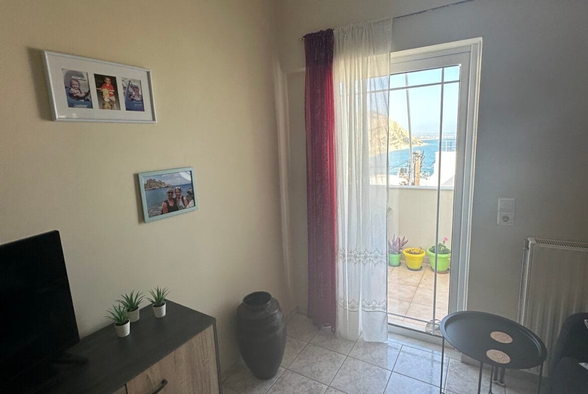 Apartment of 45 sq.m. for rent in Agia Galini.