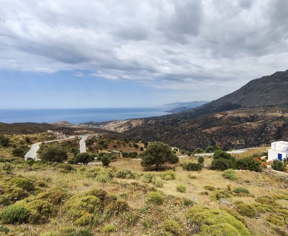 2.376m² plot in Sactouria area.