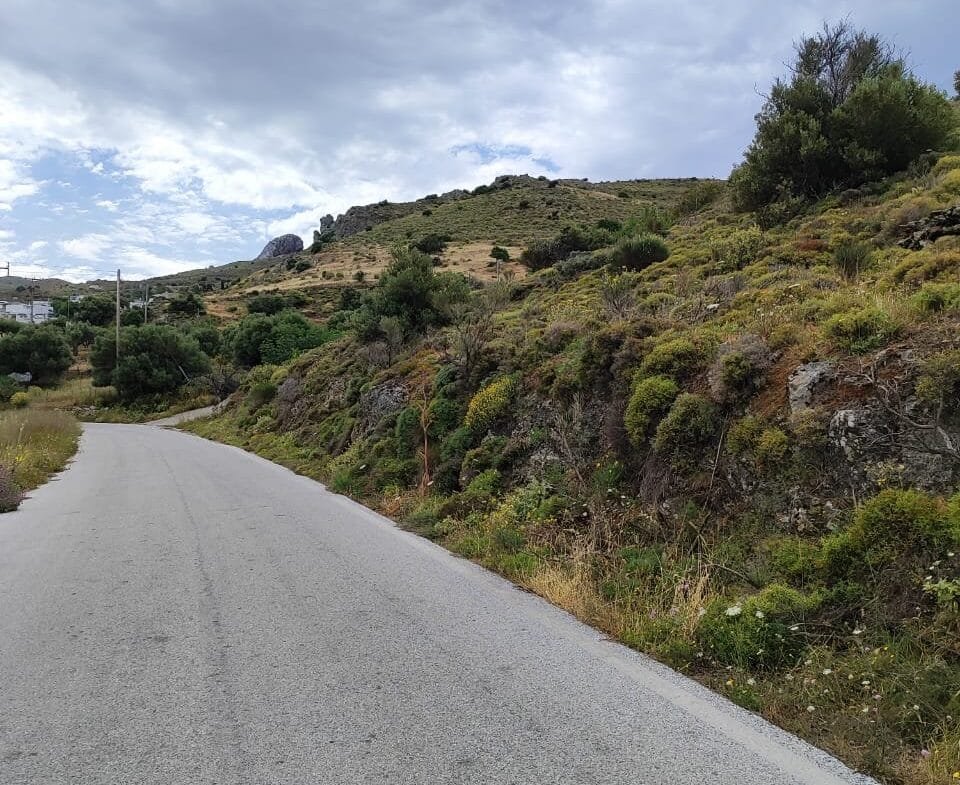 2.376m² plot in Sactouria area.