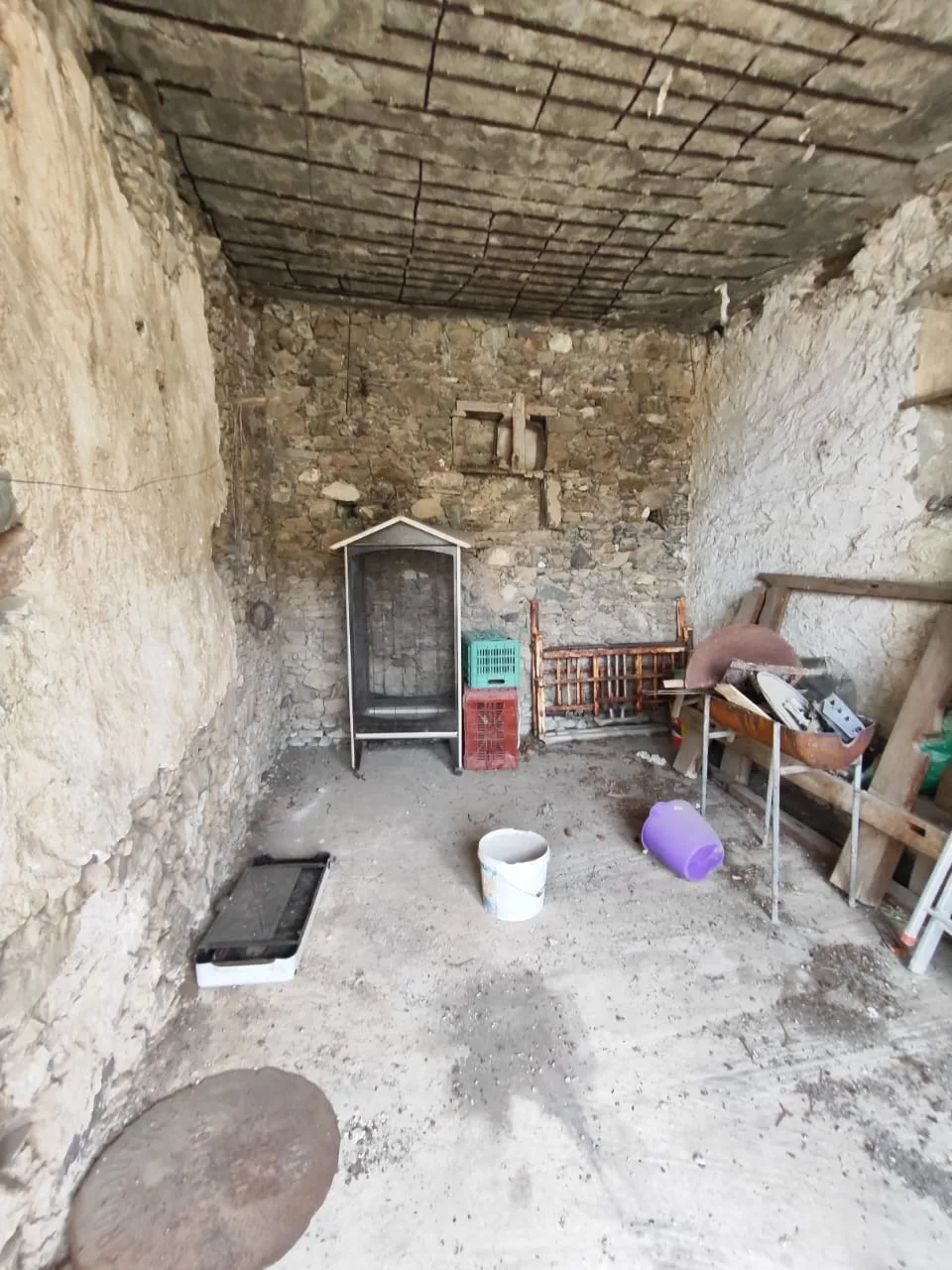 image00035 Two-story stone house in Sactouria.